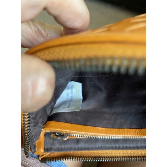 2010 BOTTEGA VENETA WOVEN LEATHER ZIP AROUND WALLET ORANGE - Picture 14 of 14